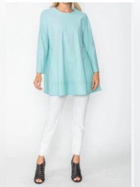 IC Collection Pleat Detail Tunic Top
Long Sleeve Aquamarine Size M